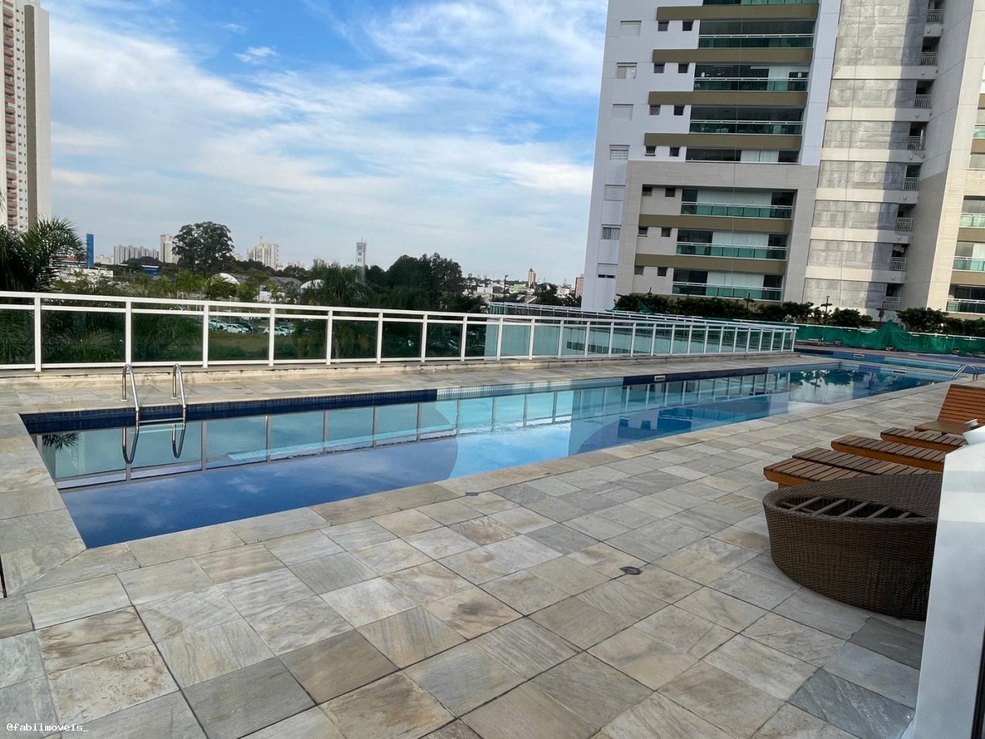 Apartamento à venda com 3 quartos, 103m² - Foto 1