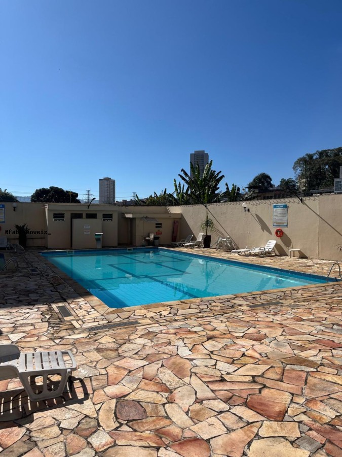 Apartamento para alugar com 3 quartos, 98m² - Foto 19