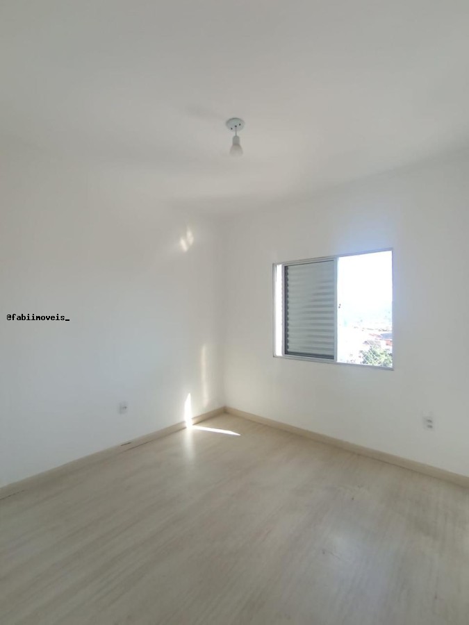 Apartamento para alugar com 3 quartos, 98m² - Foto 8
