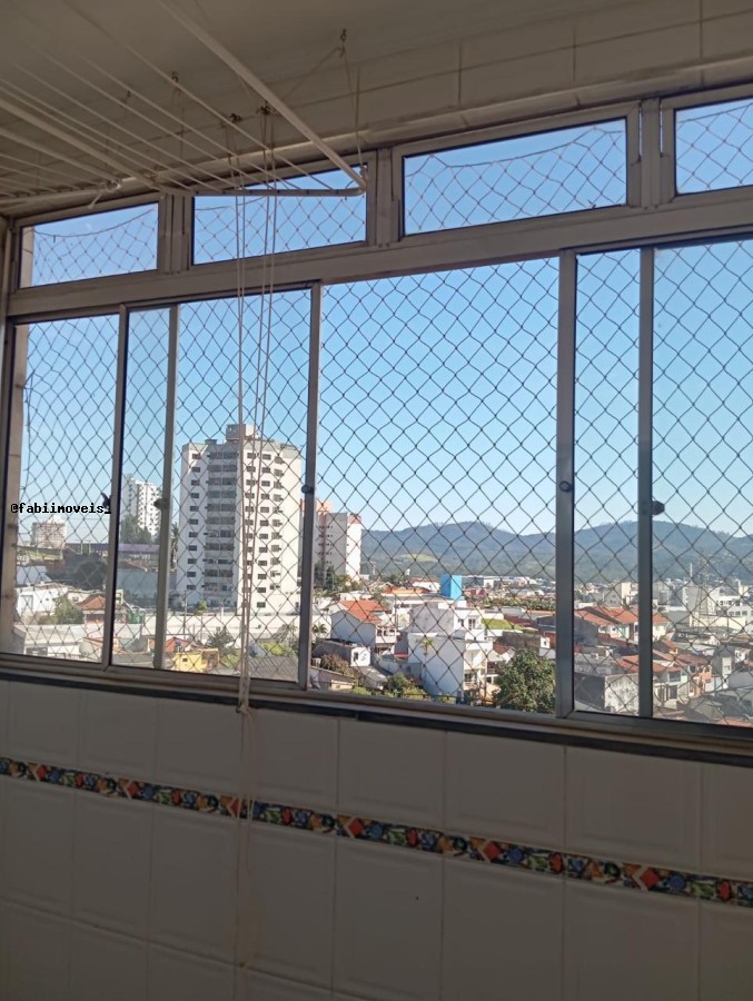 Apartamento para alugar com 3 quartos, 98m² - Foto 14