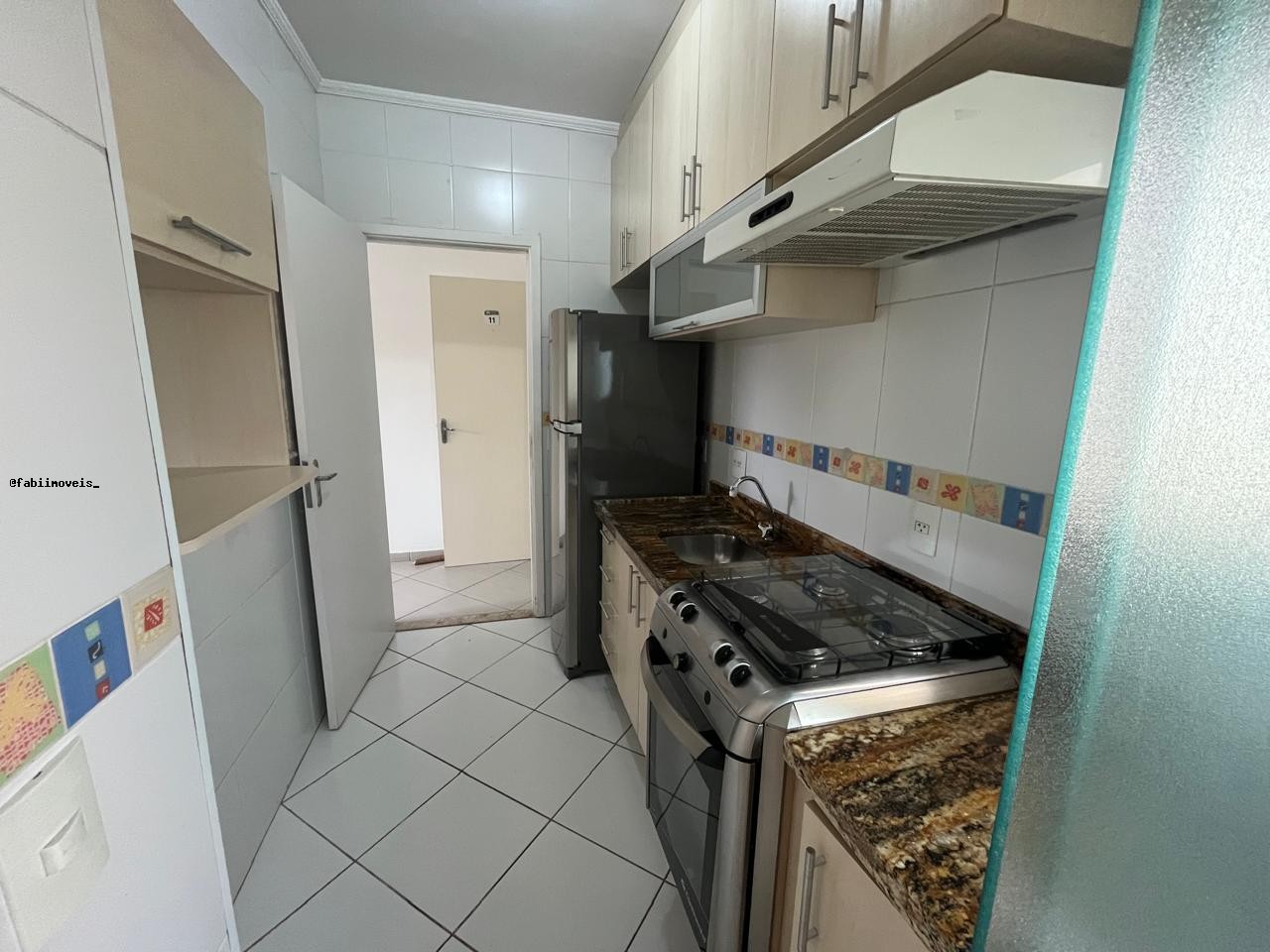 Apartamento para alugar com 3 quartos, 70m² - Foto 3