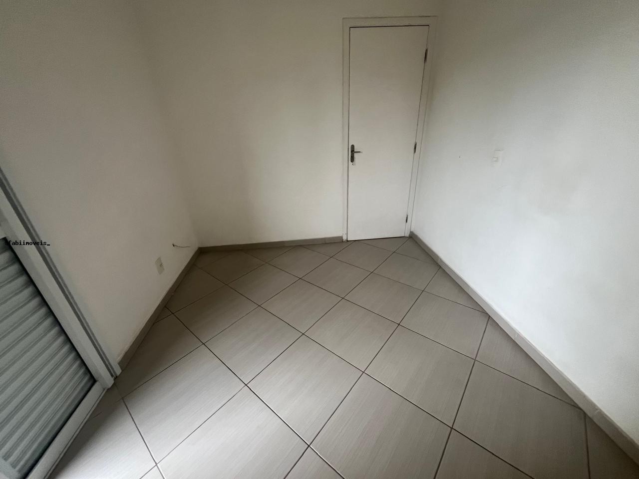 Apartamento para alugar com 3 quartos, 70m² - Foto 13