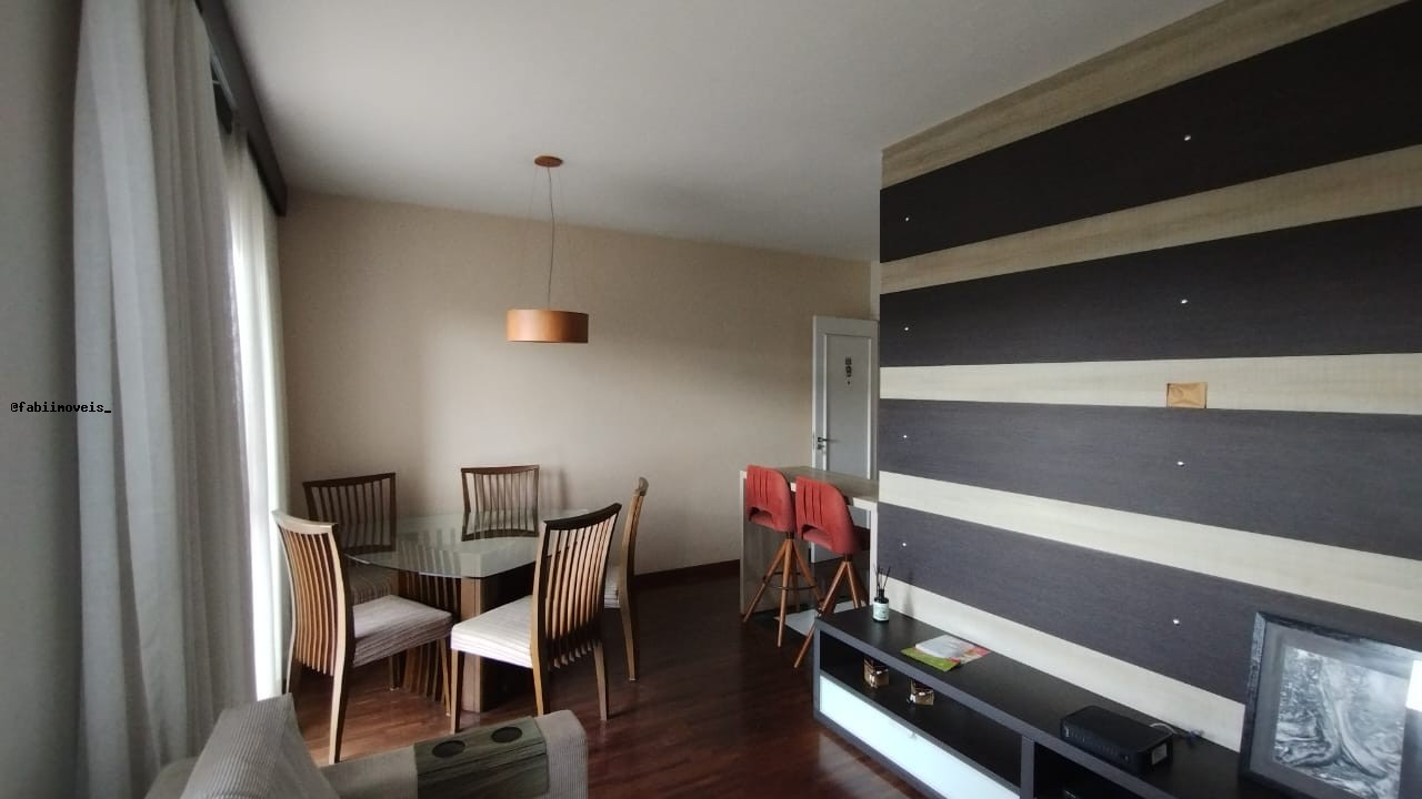 Apartamento à venda com 2 quartos, 57m² - Foto 1