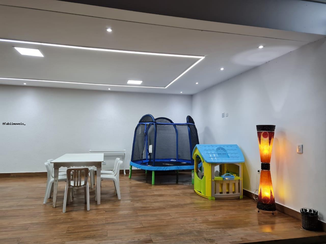 Chácara, 4 quartos, 6424 m² - Foto 12