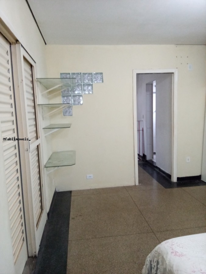 Sobrado, 5 quartos, 228 m² - Foto 2